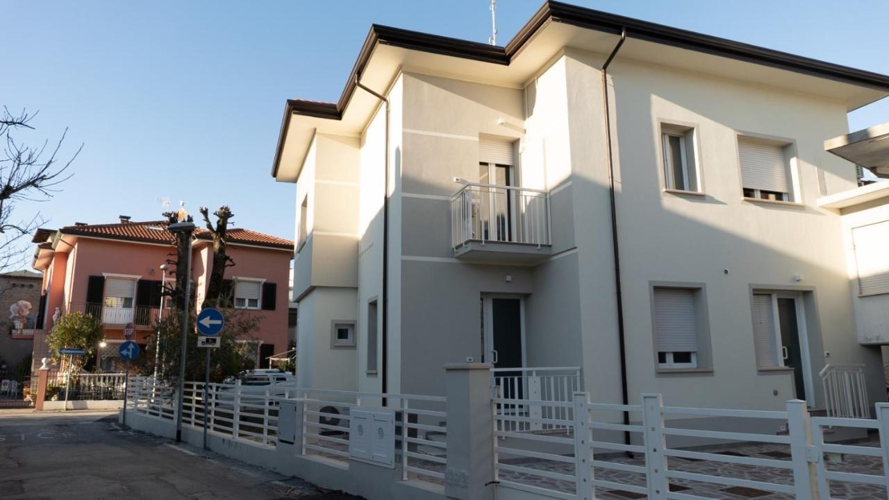 Appartement Villino Cavour à Rimini Extérieur photo